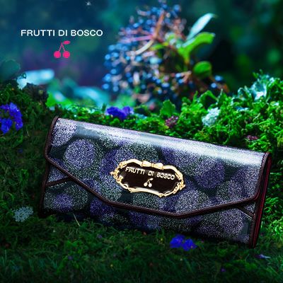 フルッティディボスコで人気の財布はfruttiのSalu Orionberryです