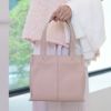 【傳濱野】皇室御用達 花のようにたおやかなミニトートFioen（フィオン） 肩にかかる