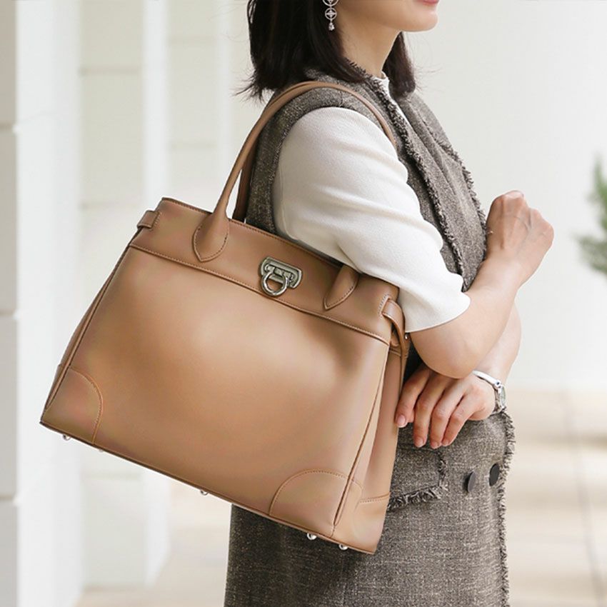  【傳濱野】出会った頃から永遠の定番classic tote(クラシックトート) 通勤 お仕事 肩にかかる