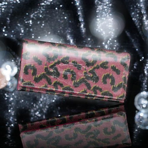 バッグとお財布の専門店erutuocの人気レディース長財布はFRUTTIのCrystal Hunterです