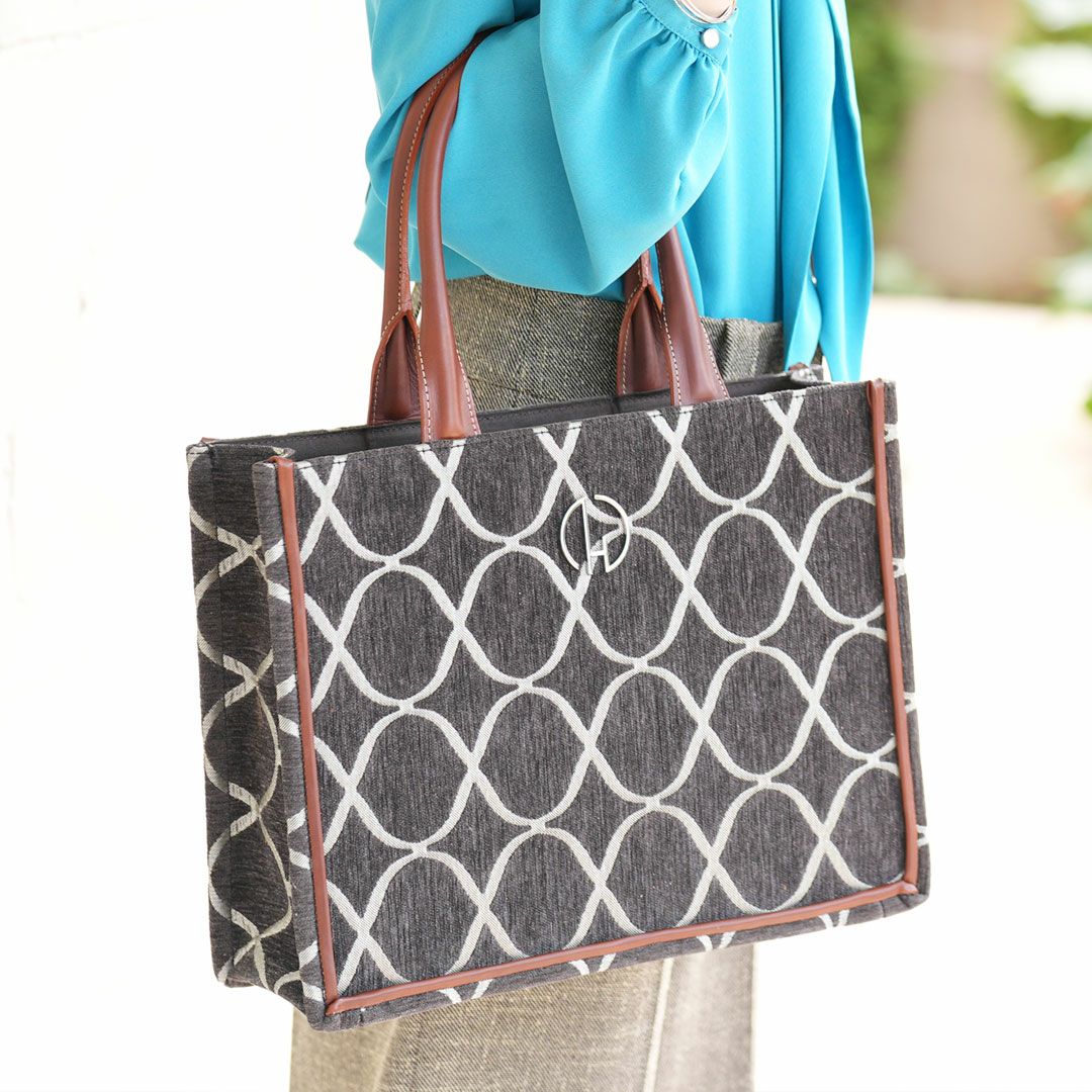 【傳濱野】《秋冬限定》自然の色彩美を 「風月模様」に織り込んだスクエアトートorine(オリネ)